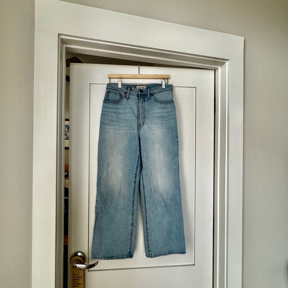 MADEWELL Sz. 29 Perfect Vintage Wide-Leg Cropped Jean. Light wash.